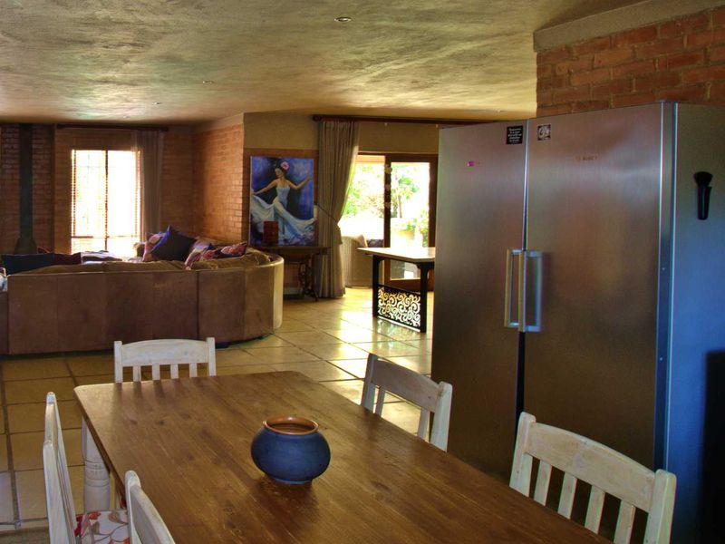 4 Bedroom, 4 Bathroom, Double Garage - Photo 9