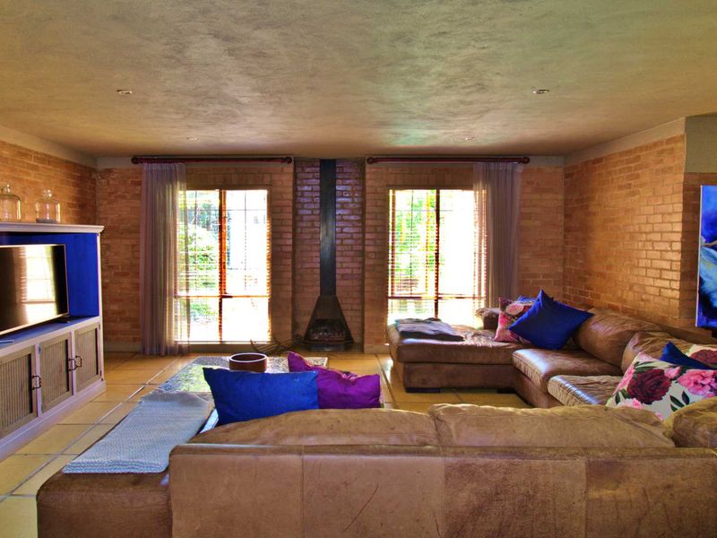 4 Bedroom, 4 Bathroom, Double Garage - Photo 7