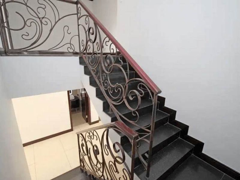 3 Bedroom Townhouse for Sale in Carlswald - Photo 7