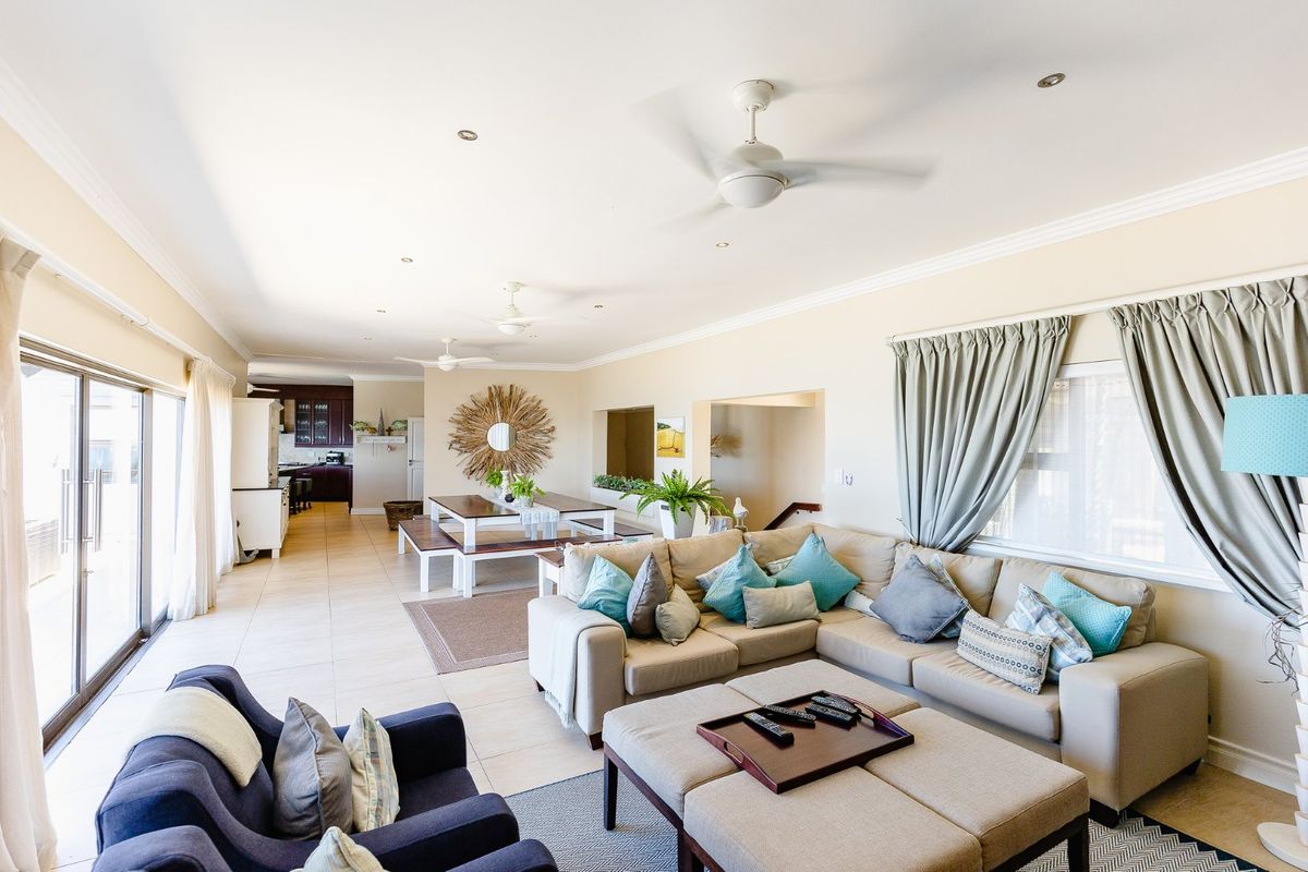 Sheer Luxury Mansion With The "BEST" Sea Views Ever! - Photo 5