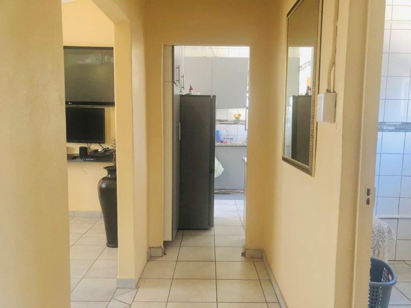 2 Properties For the Price Of One - An Investors Dream !! - Photo 7