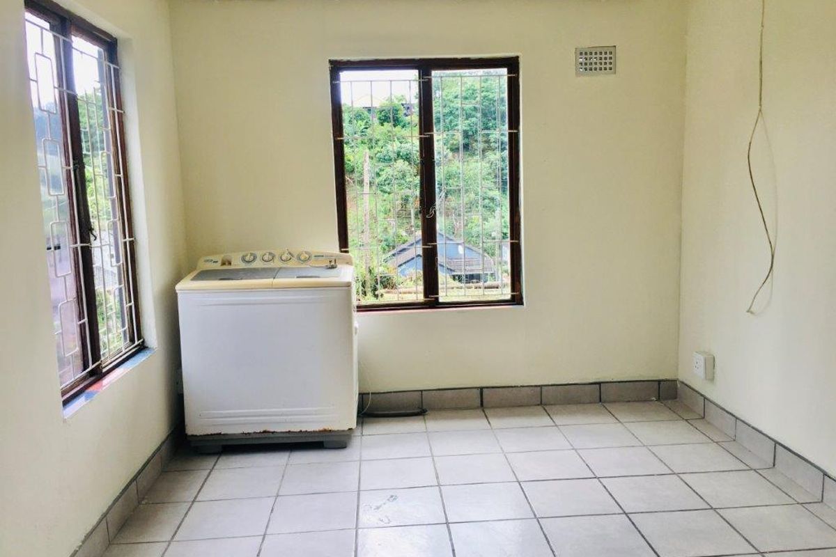 Well Priced Property !! - Photo 3