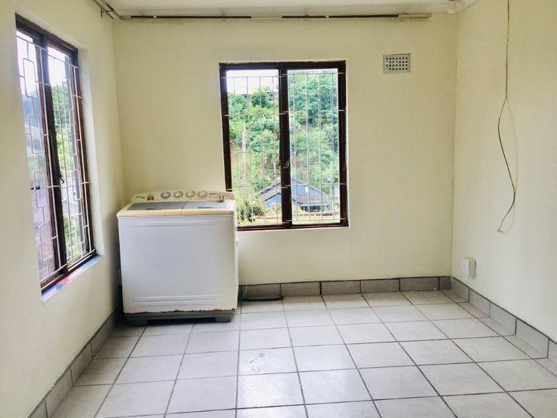 Well Priced Property !! - Photo 3