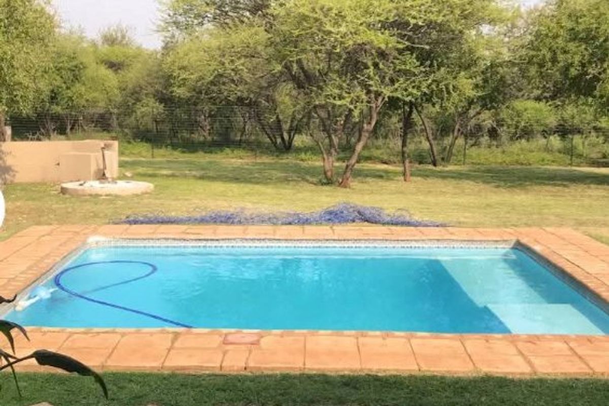 ***FOR SALE:- BRITS- R4485000...BARGAIN!*** - Photo 3