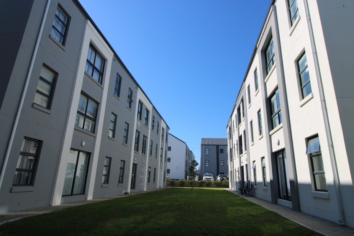 Neat Lockup and Go  - Photo 2