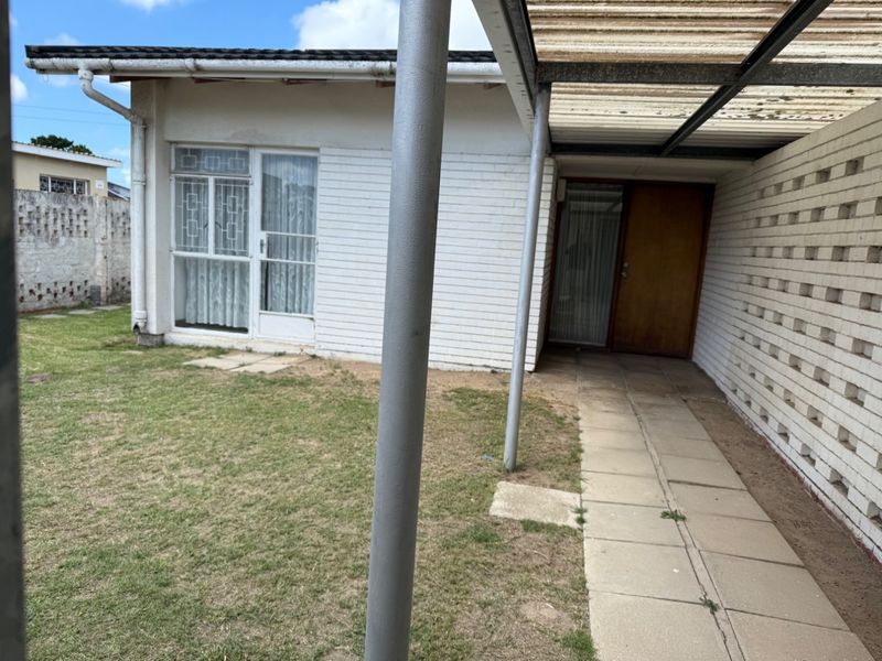 Great value, opportunity to make your own dreams come true. Close to school and shops - Photo 8