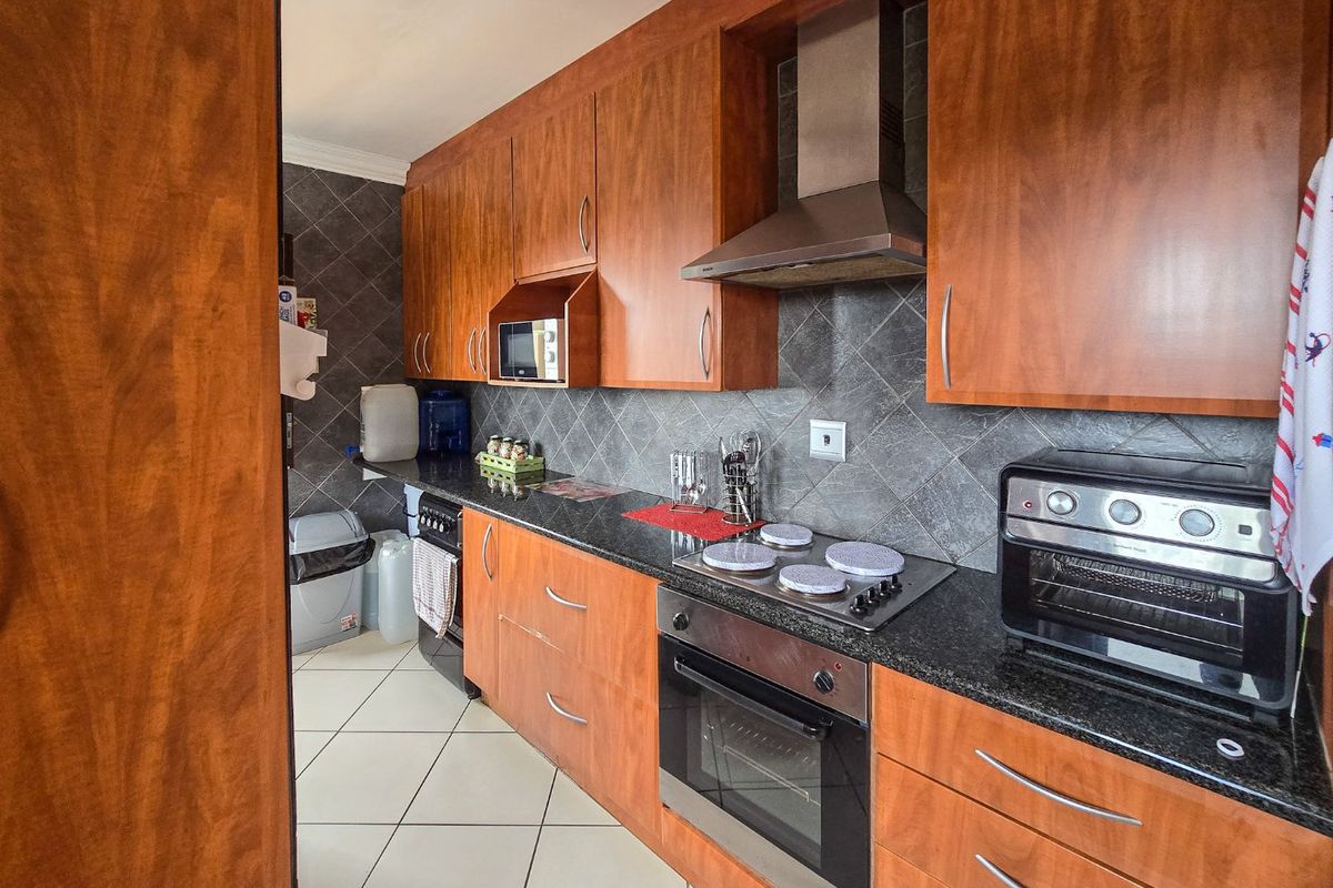 Home In Shelly Beach With Sea Views - Photo 5