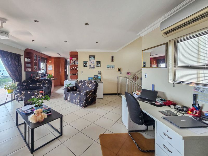 Home In Shelly Beach With Sea Views - Photo 7