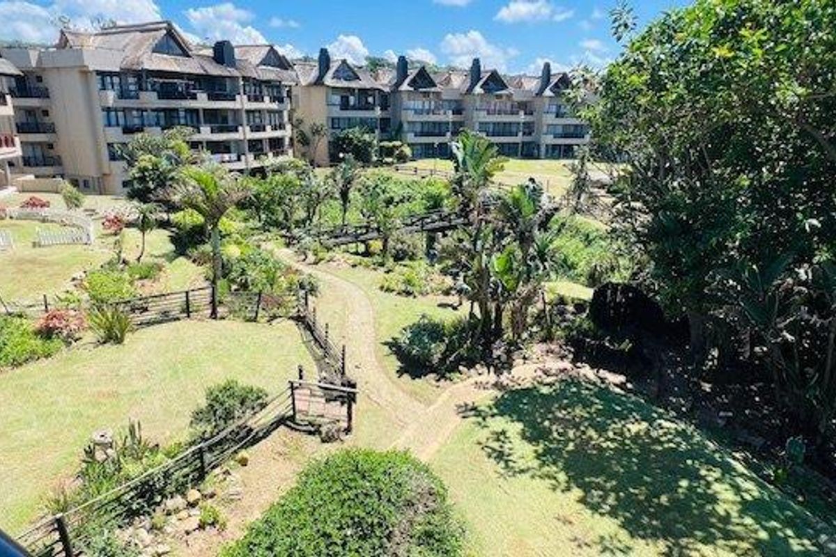 4 Bedroom Beachfront Apartment With Amazing Views – Renovation Opportunity! - Photo 4
