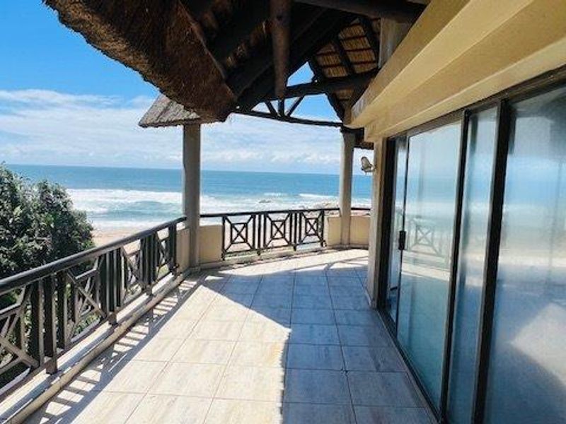 4 Bedroom Beachfront Apartment With Amazing Views – Renovation Opportunity! - Photo 10