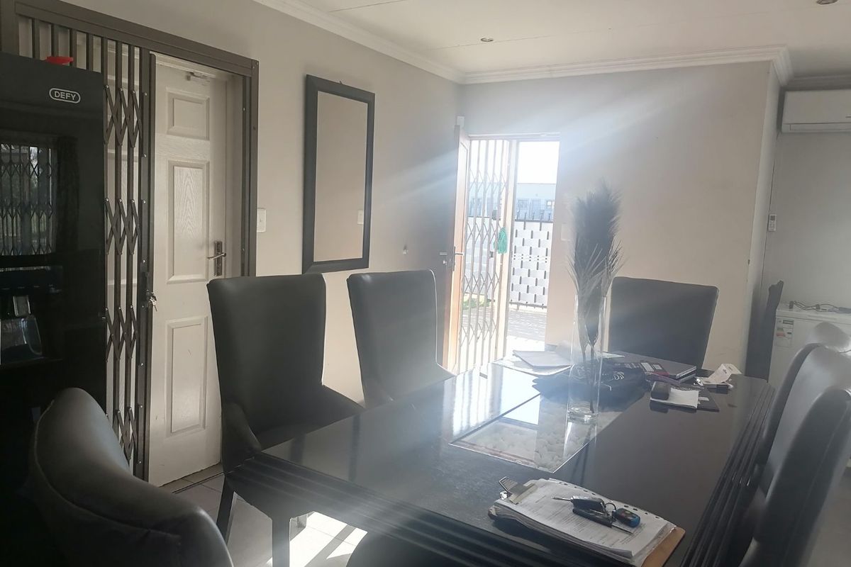 Ready to Move In !!! - Photo 5