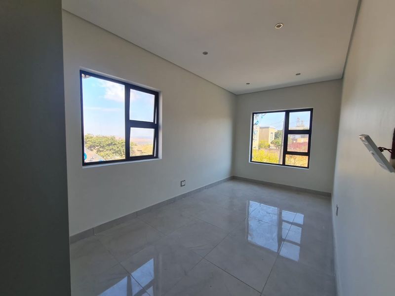 1 LEFT - NEW ERASMIA DEVELOPMENT - Photo 9