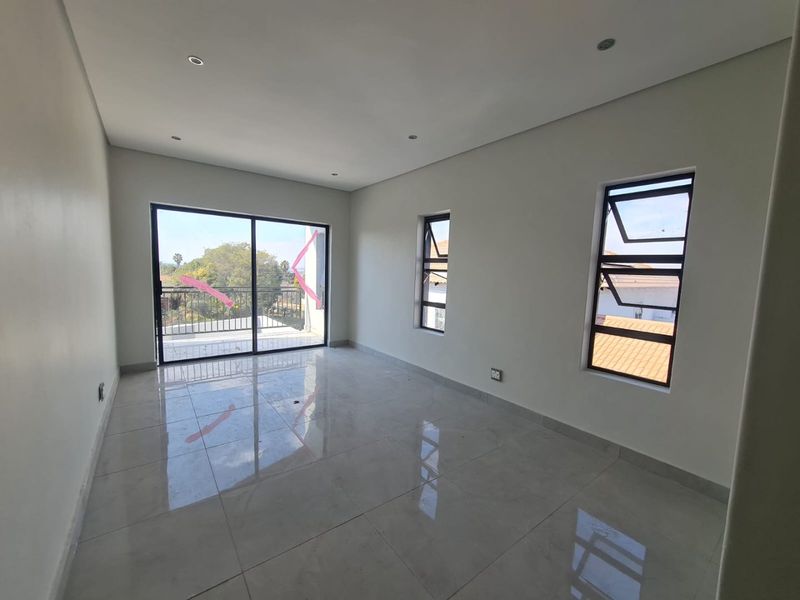 1 LEFT - NEW ERASMIA DEVELOPMENT - Photo 2