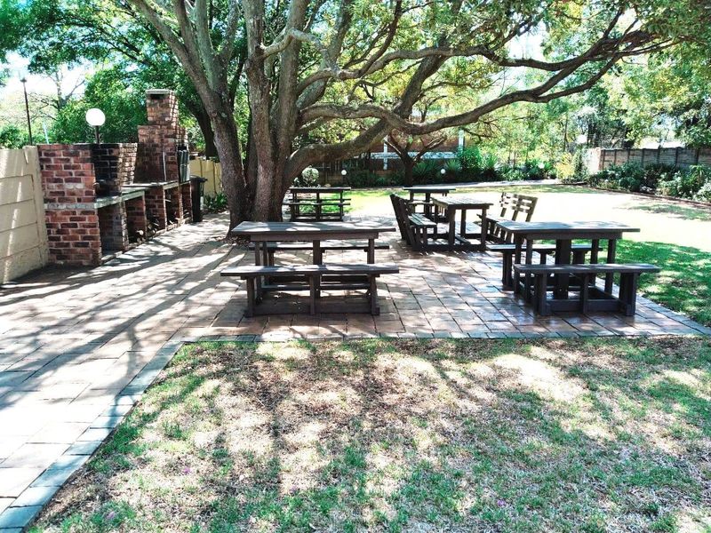 Secure Spacious Garden Unit  - Photo 5