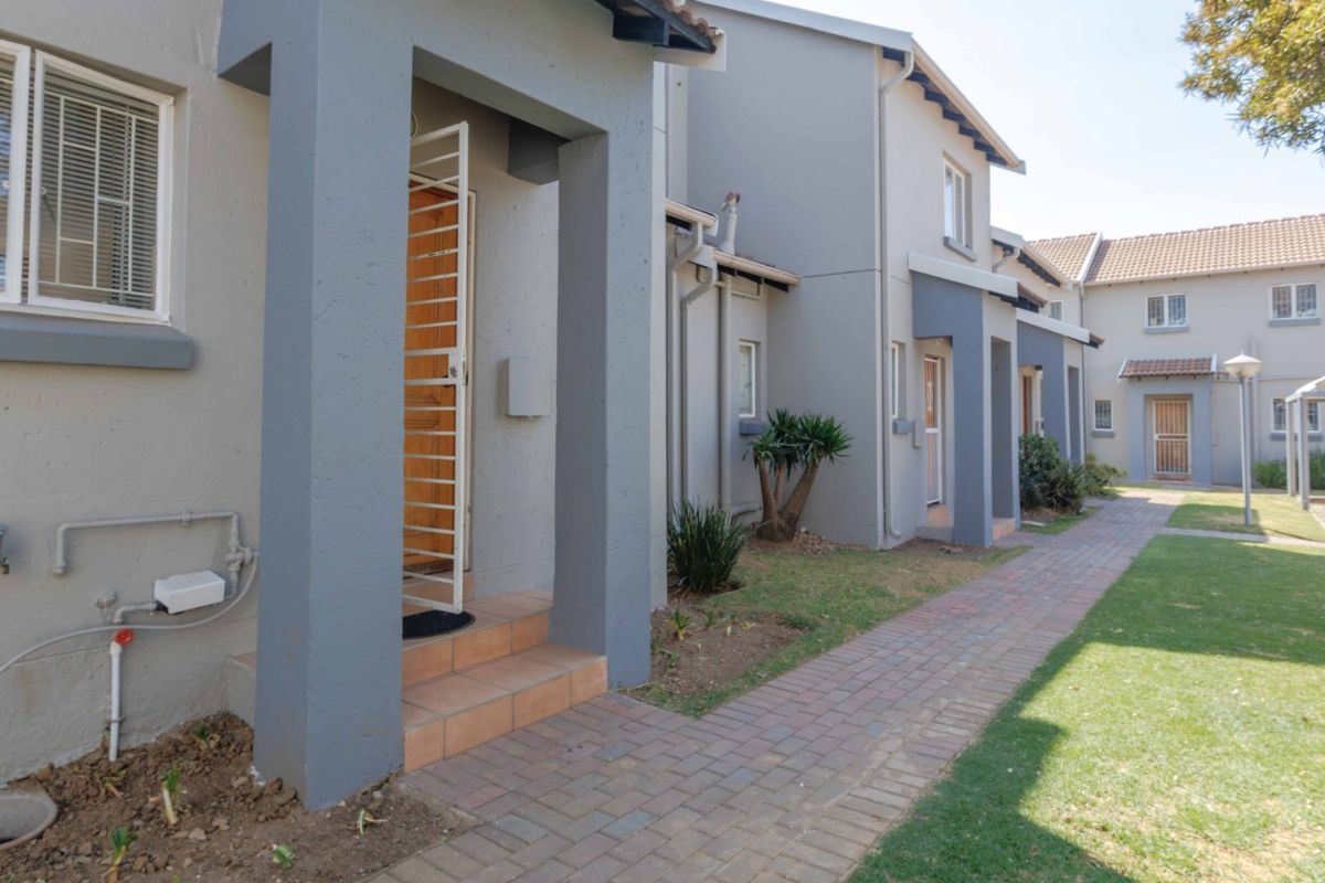 Excellent investment - Photo 2