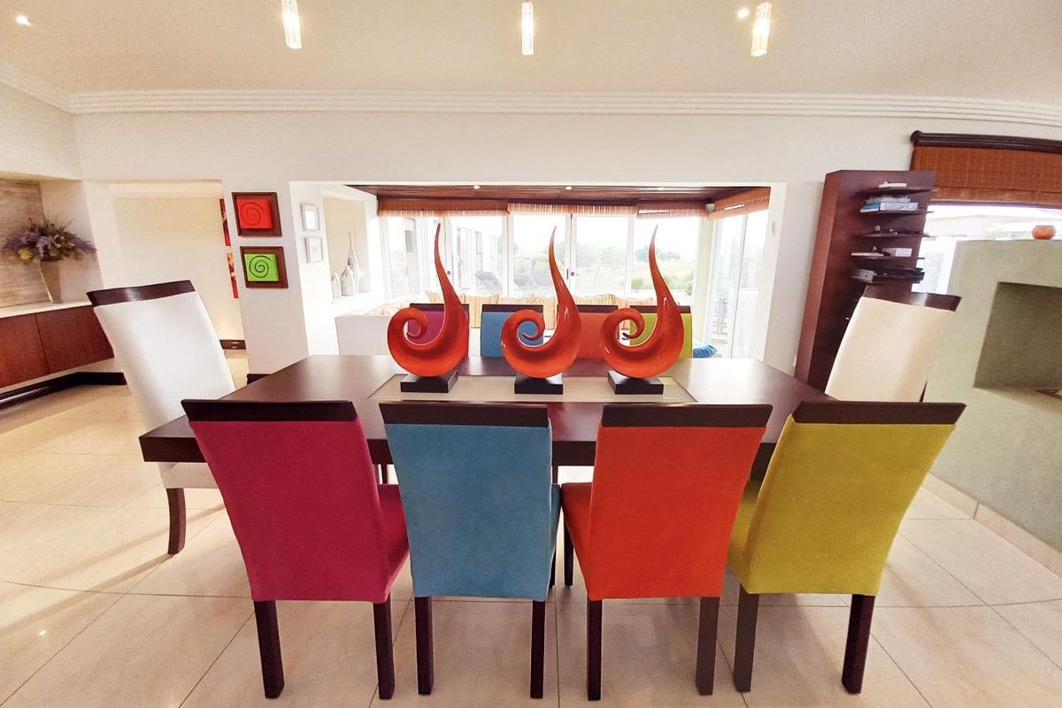 Luxury Living at Its Best - Photo 3