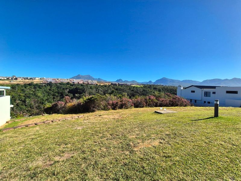 Vacant stand available in this sought after estate  - Photo 5