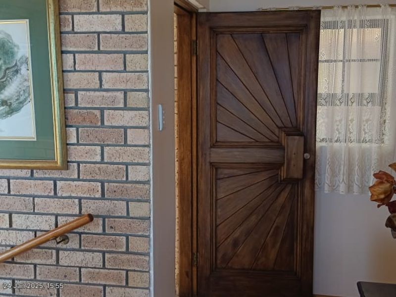 Beachfront Oasis with Panoramic Sea Views in an Exclusive Cul-de-Sac! - Photo 2