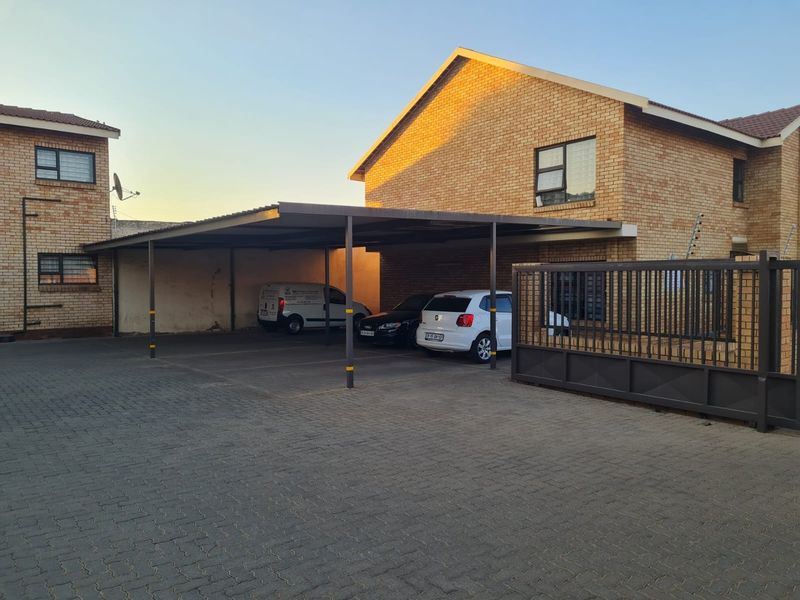Commercial Flats and Warehousing - Photo 6
