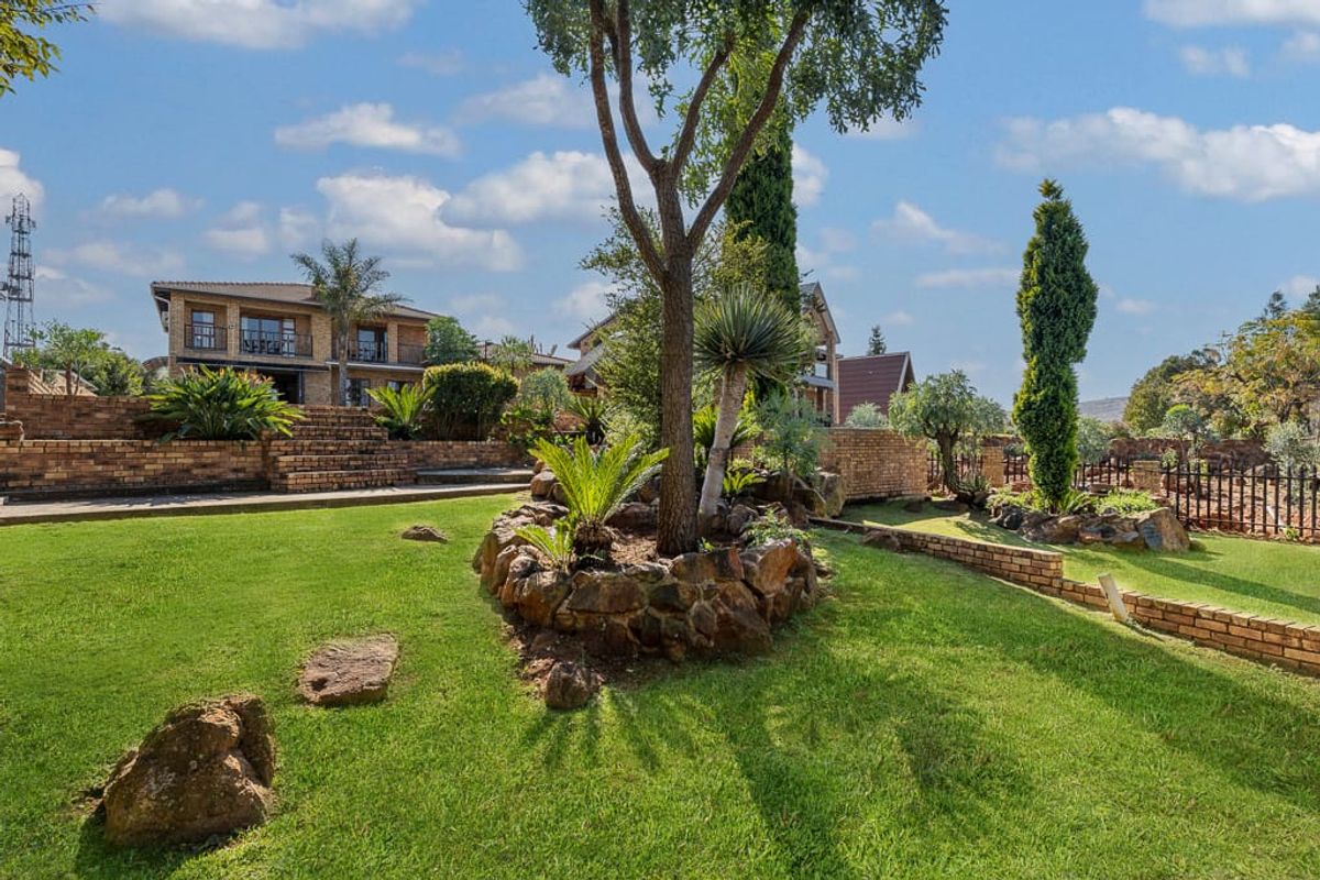 Spacious Family Home in Vaal Marina - Photo 2