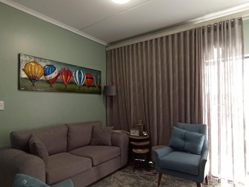 2 Bed Apartment in Carlswald for Sale - Photo 5