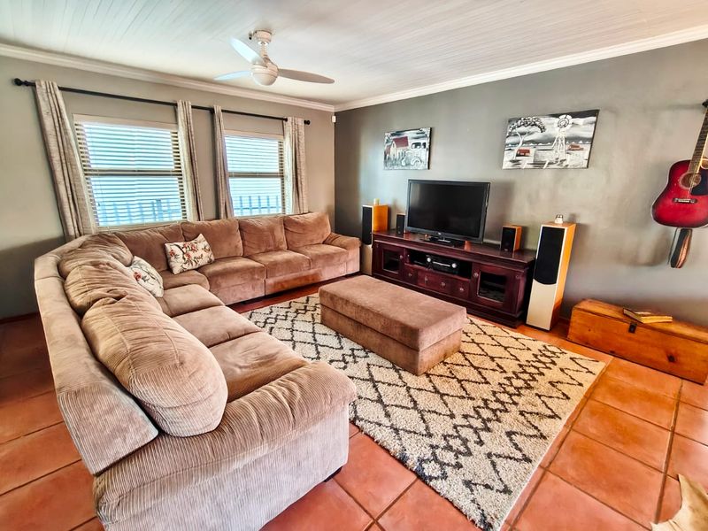 Misty Bay Property Features - Photo 3