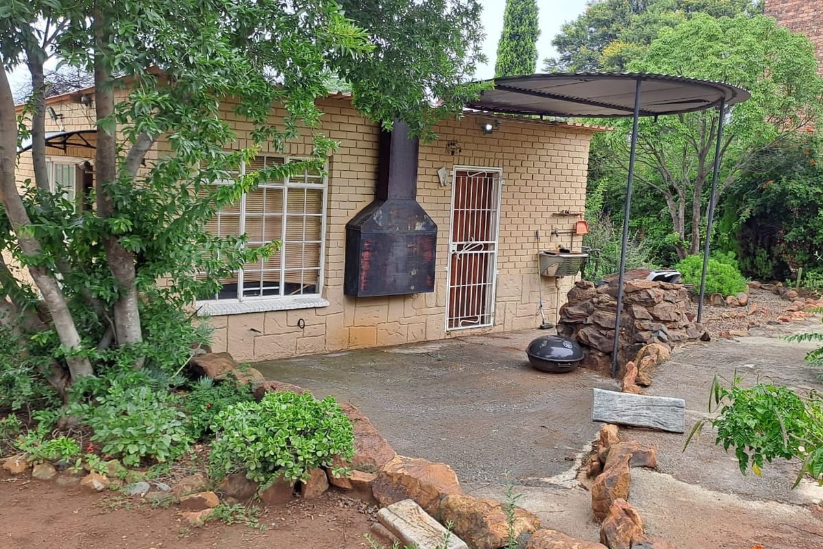 Spacious 1360m2 Stand in Sought-After Vaal Marina - Photo 2