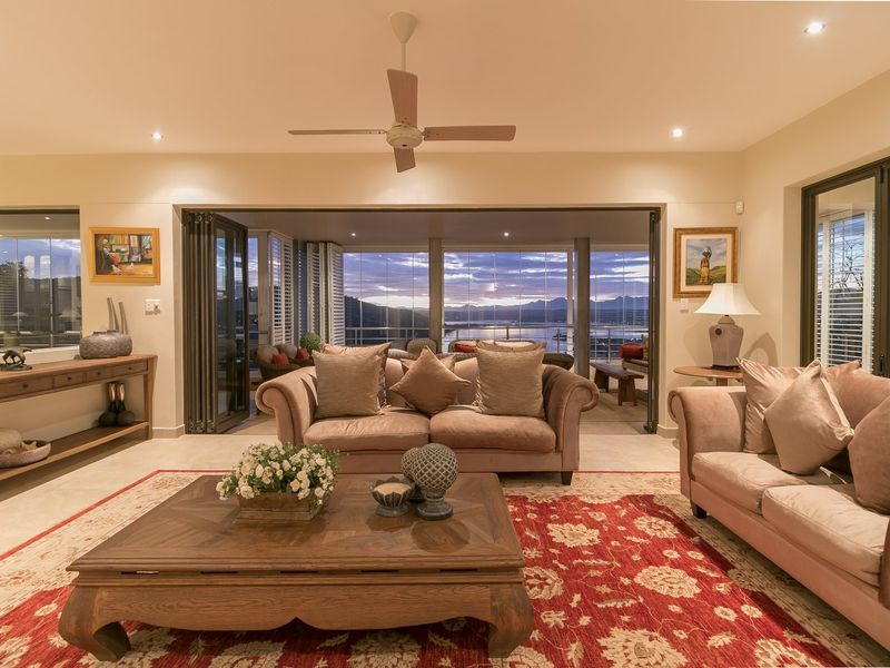 Panoramic Pleasure from this Knysna Heads Home. - Photo 7