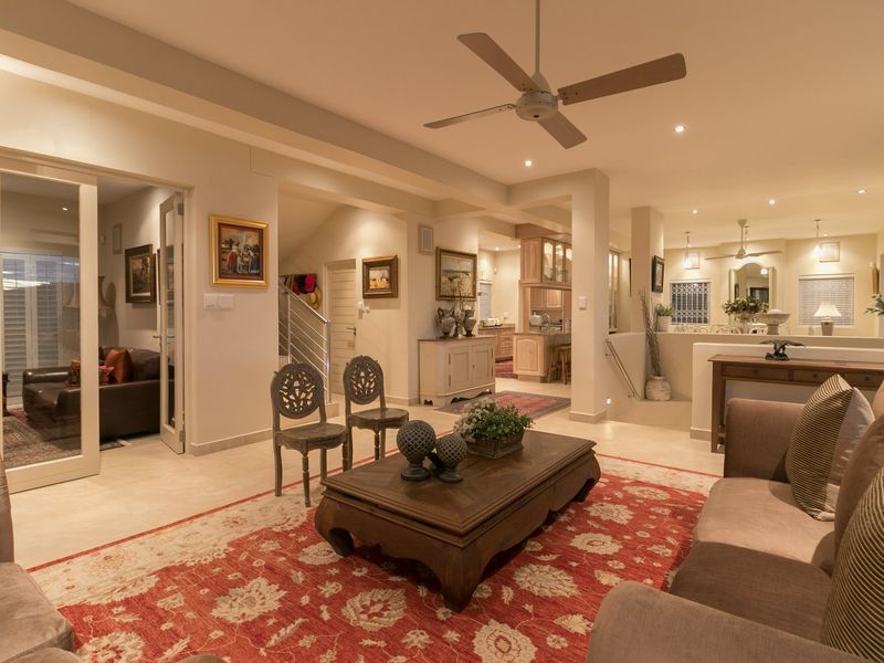 Panoramic Pleasure from this Knysna Heads Home. - Photo 8