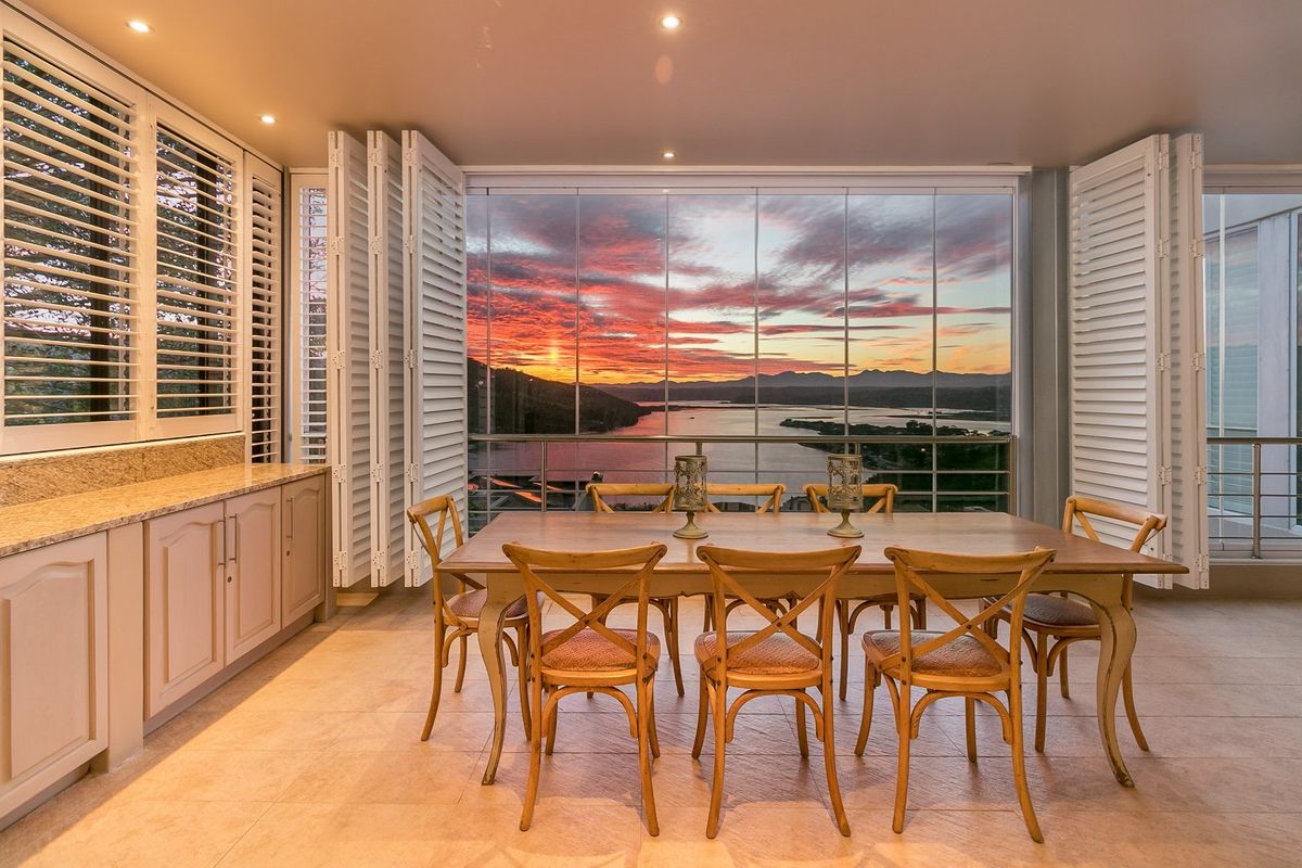 Panoramic Pleasure from this Knysna Heads Home. - Photo 4