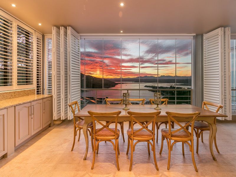 Panoramic Pleasure from this Knysna Heads Home. - Photo 4