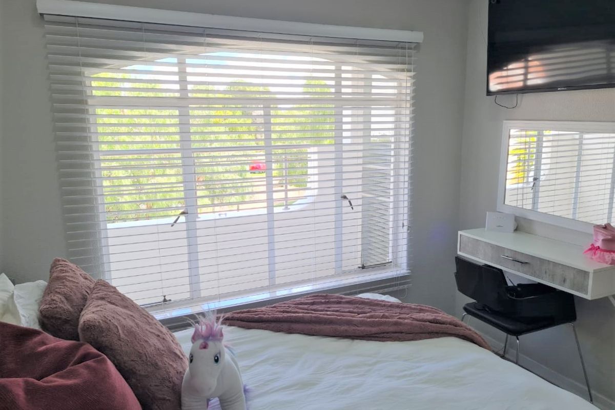 Spacious Home with Ample Amenities in Vaal - Photo 4
