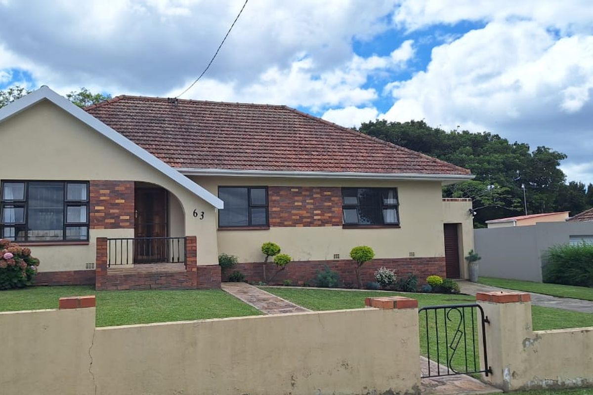 Don’t Waste a Minute – View This Outstanding Property Today! - Photo 2