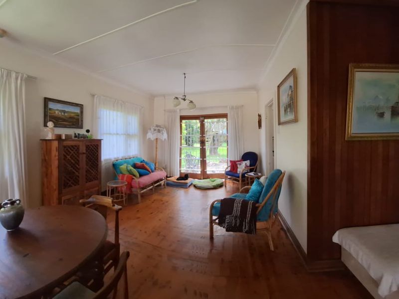 Don’t Waste a Minute – View This Outstanding Property Today! - Photo 6