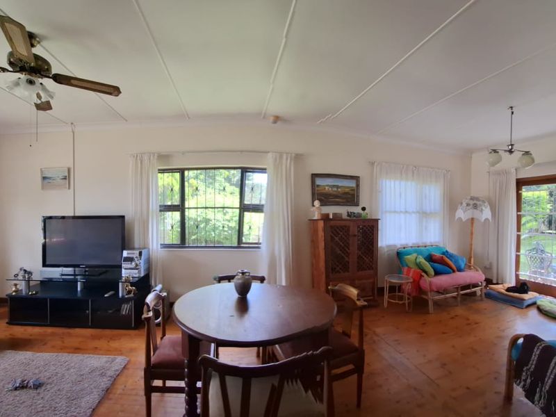 Don’t Waste a Minute – View This Outstanding Property Today! - Photo 7