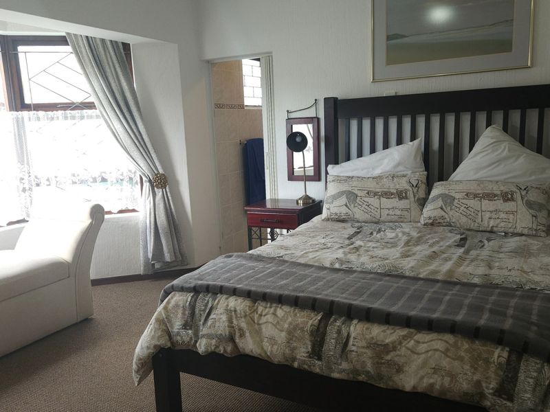 You Wont Look Back On This Spanish Style Home - Photo 10