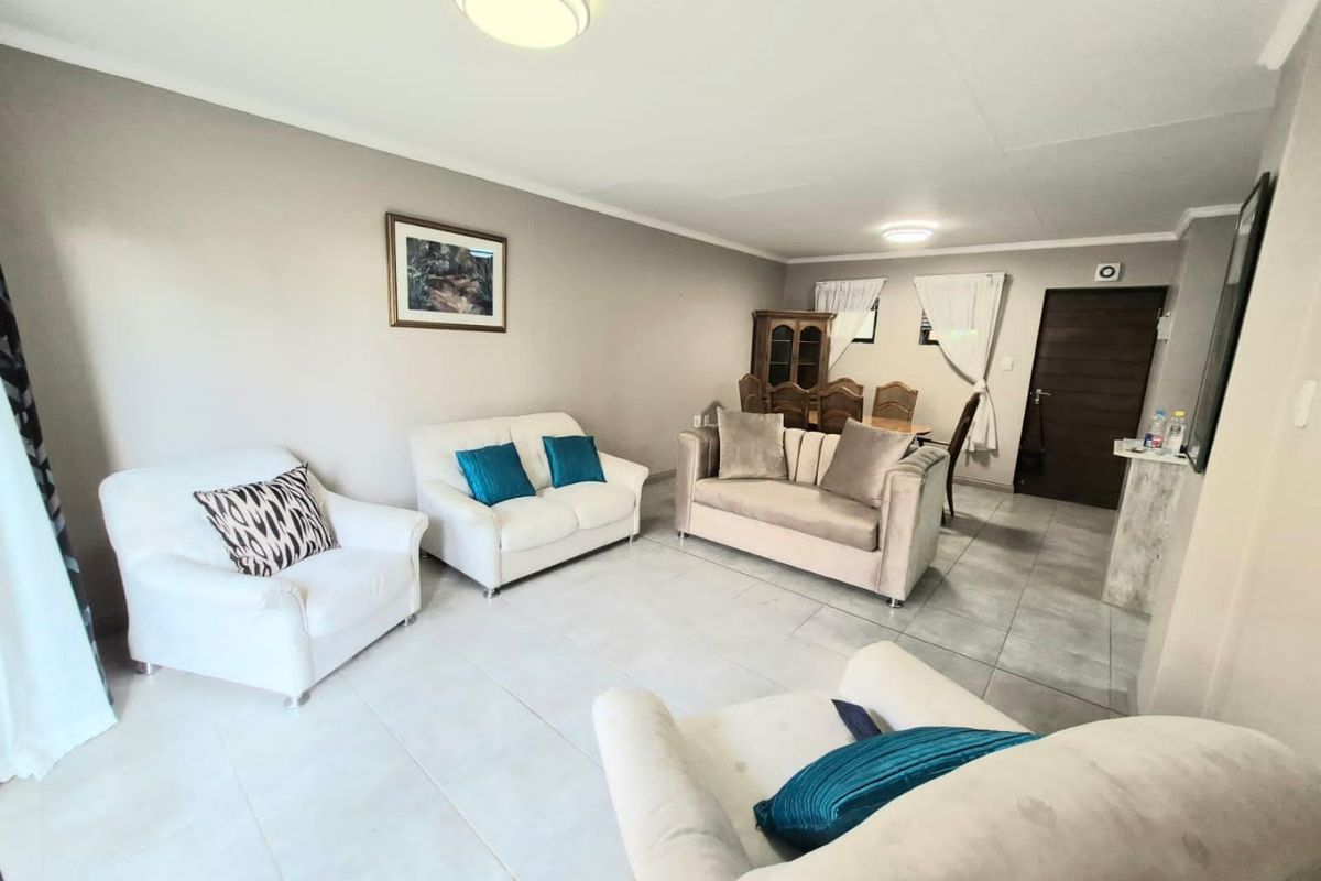 Exclusive Retirement Living 2 Bedroom 1 Bathroom Ground floor North Riding  - Photo 5