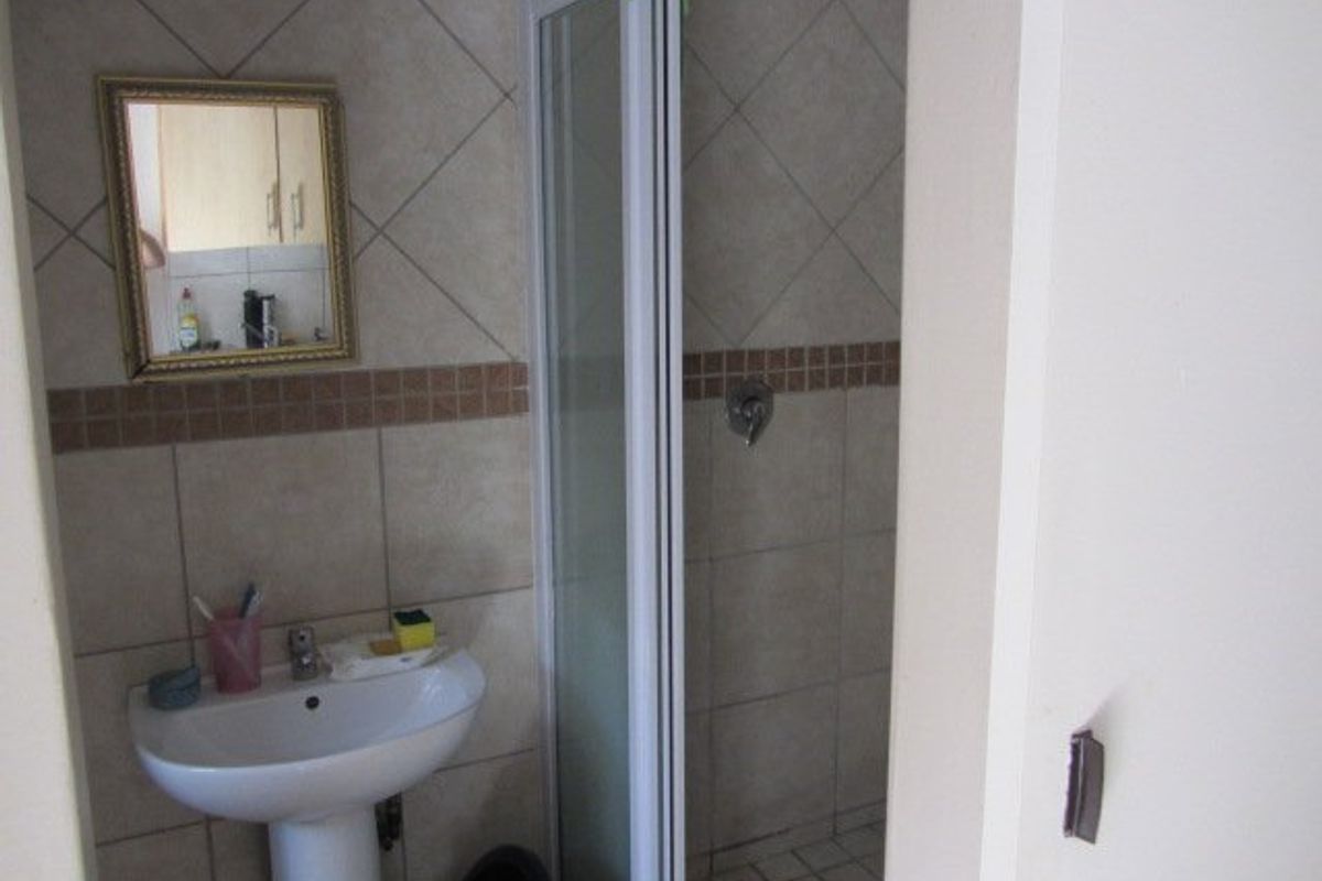 Another popular Bains Game Lodge up for grabs. - Photo 2