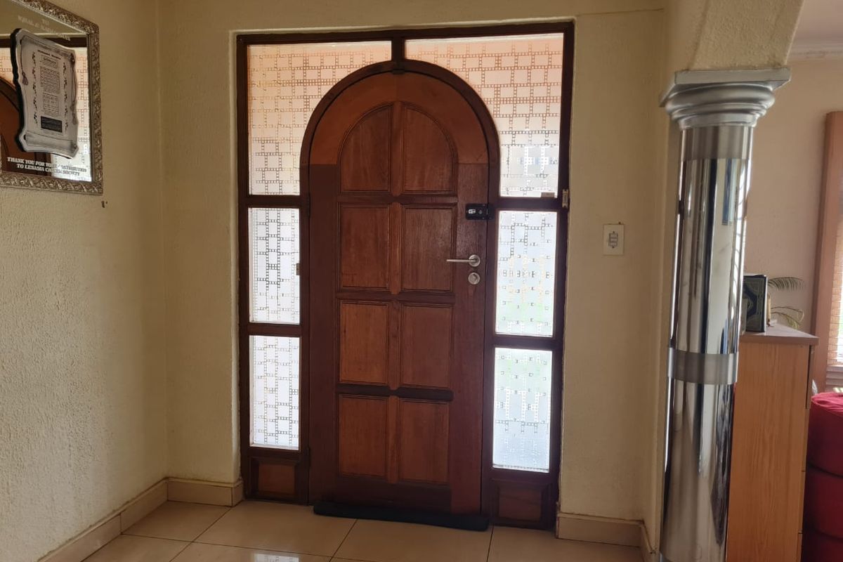 2 houses on 1 property with potential for a 3rd residence - Photo 5