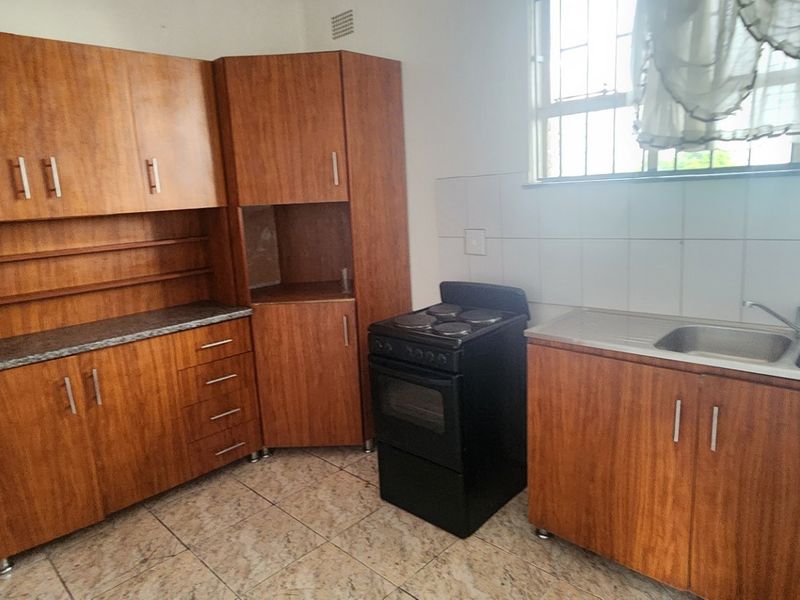 Perfect Starter Home for First Time Buyers or Investors. - Photo 9