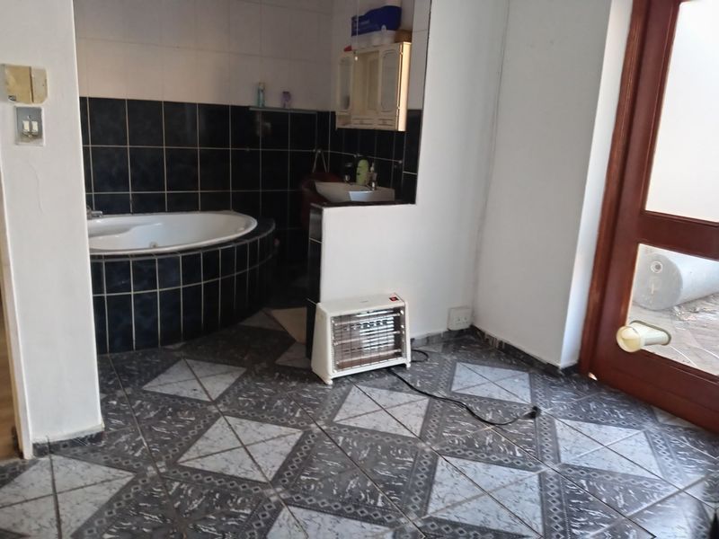 House For Sale - Photo 7