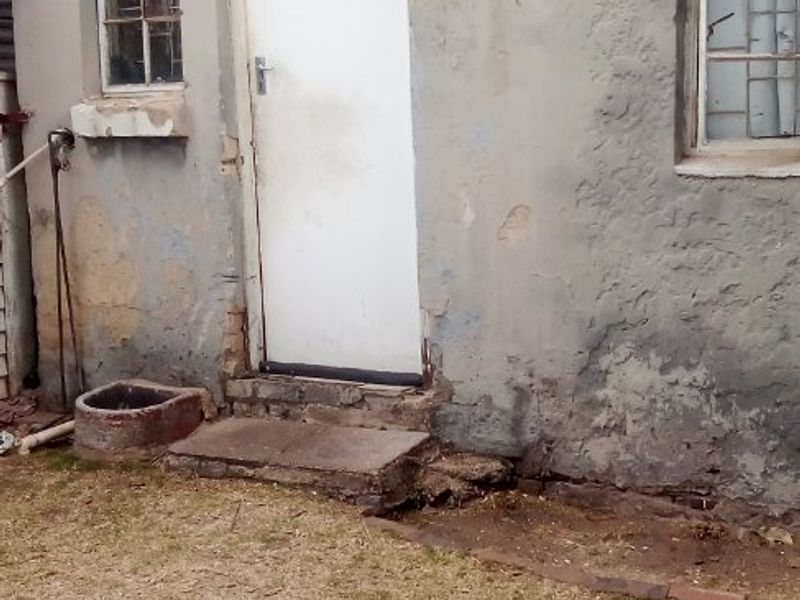 Investment Property - Photo 7