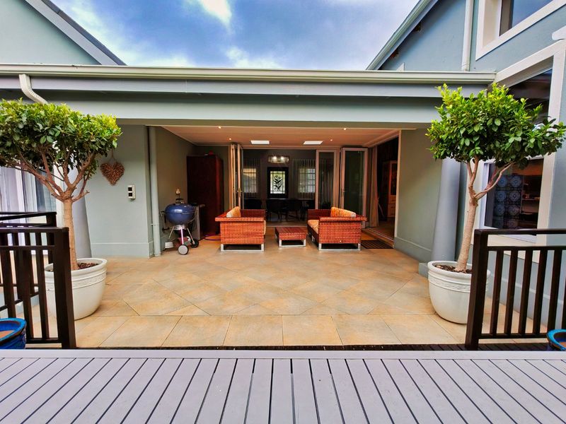 Charming Riverside Retreat with Modern Comforts - Photo 5