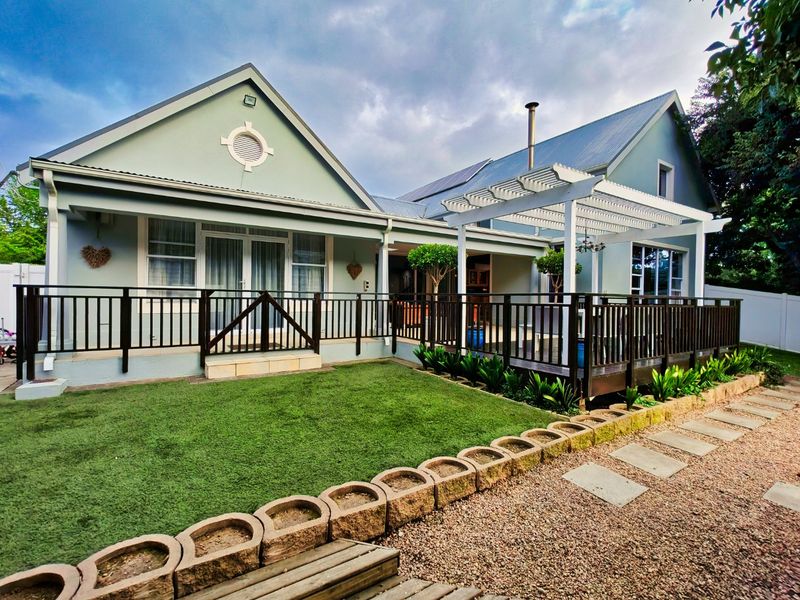 Charming Riverside Retreat with Modern Comforts - Photo 3