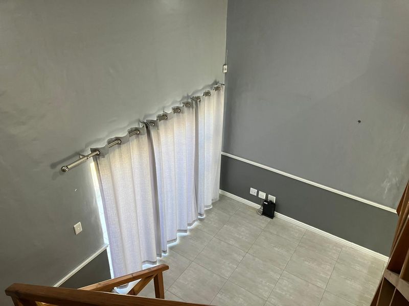 Modern Unit in Humewood Gardens for Sale! - Photo 8