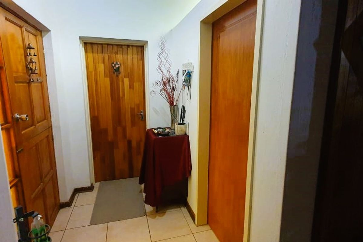 Huge Family Home for sale - Photo 3