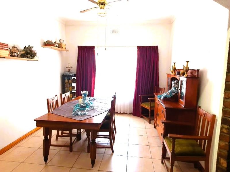 Huge Family Home for sale - Photo 5