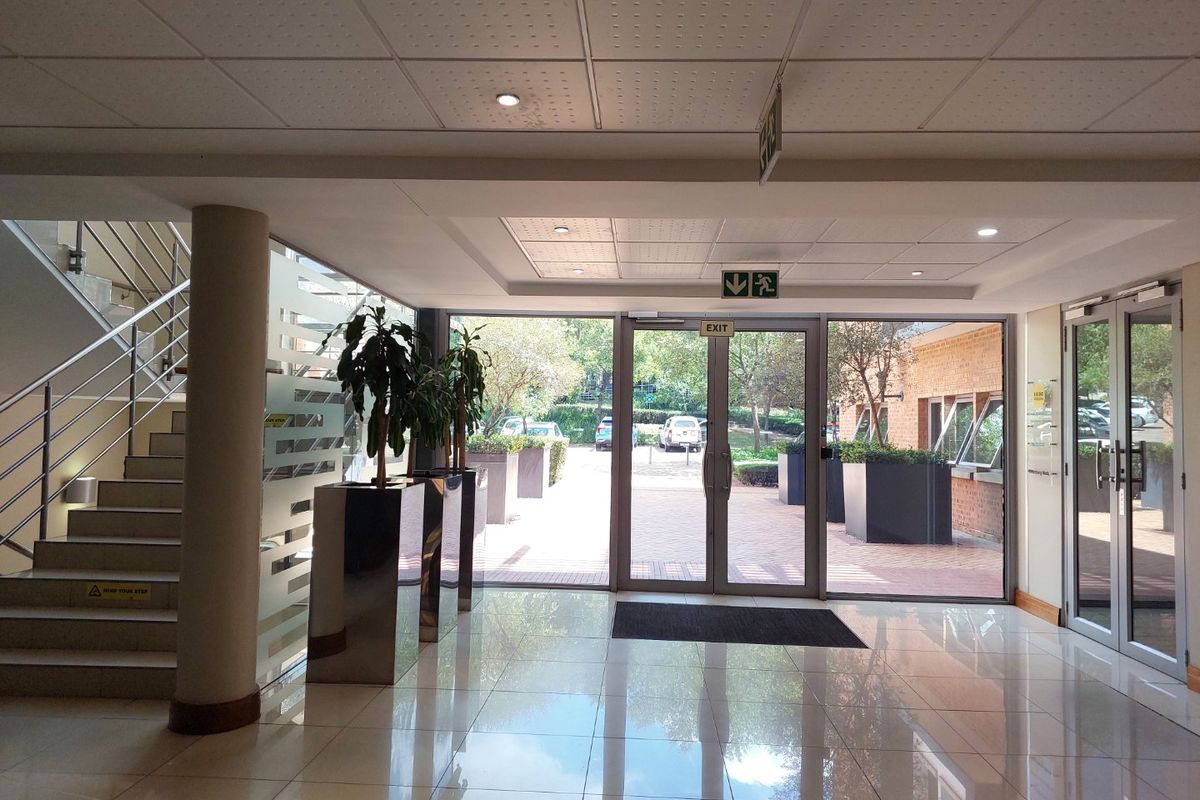 Premium Fully Fitted Office Space in Ballyoaks Office Park, Bryanston - Photo 3