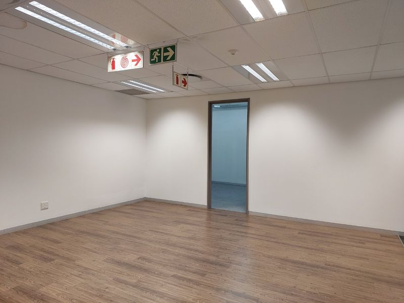 Premium Fully Fitted Office Space in Ballyoaks Office Park, Bryanston - Photo 9