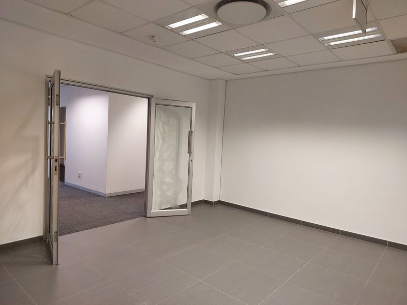 Premium Fully Fitted Office Space in Ballyoaks Office Park, Bryanston - Photo 6